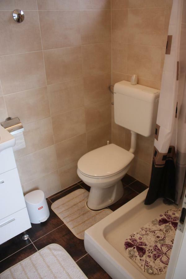 Jacqueline Apartament